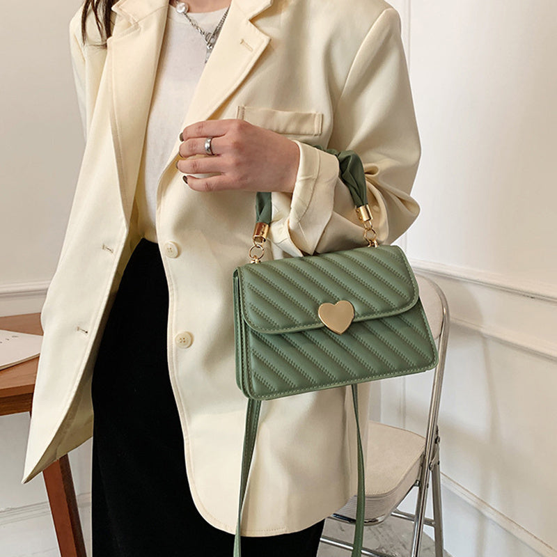 Chain Shoulder Bags
