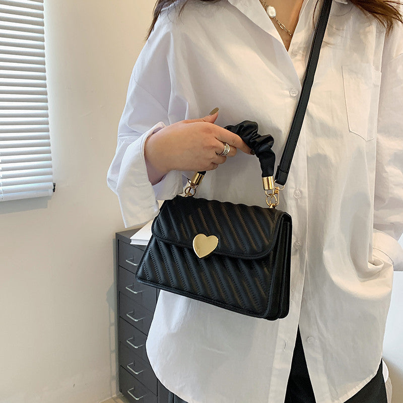 Chain Shoulder Bags
